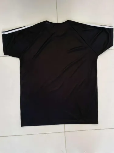 Camiseta para esporte tamanho G - preta 