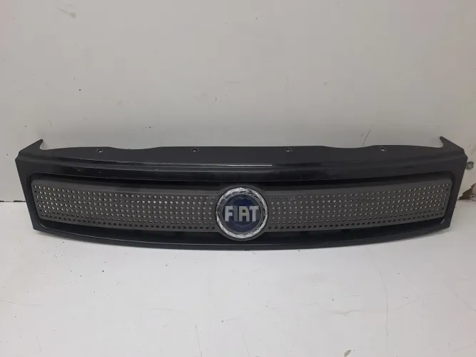 Grande Frontal Fiat Palio Weekend 1.4 Fire 2005 N *