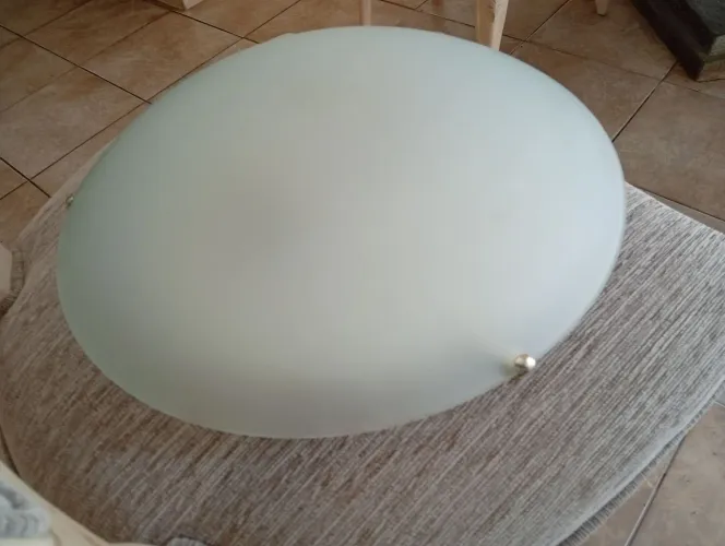 Lustre Quarto 