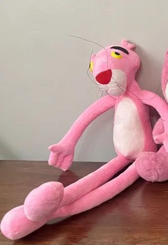 Pelúcia da Pantera Cor-de-Rosa