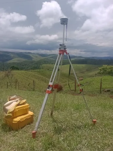 Topografia e Georreferenciamento Urbano e Rural