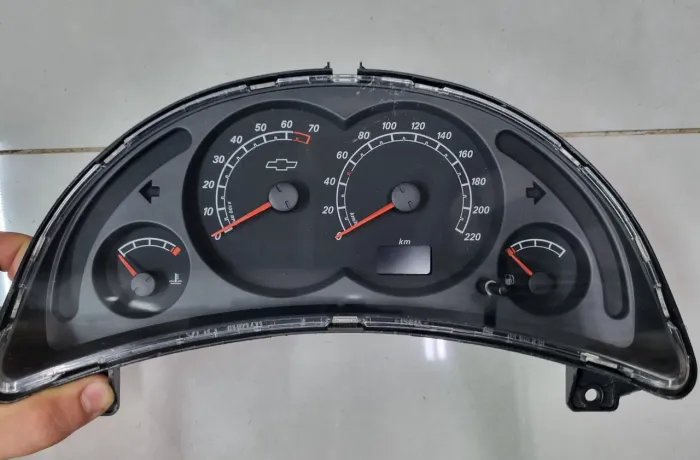 Painel de Instrumentos Chevrolet Corsa Celta Montana Prisma 2006-2015
