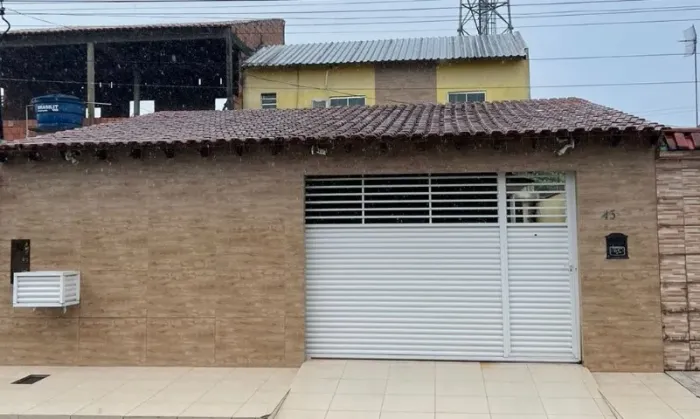 Linda Casa ( cj. vila da barra), fácil acesso Av. Das Torres 92 9 8 1 9 1 - 8 3 0 7