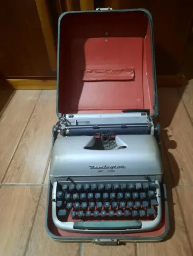 Maquina de datilografia Remington