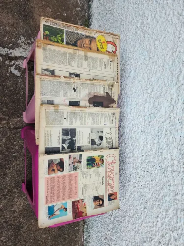 Coleção com 5 revistas de fotonovelas antigas