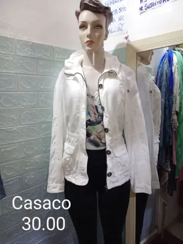 CASACOS E BLUSAS DE FRIO