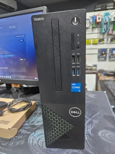 Computador Dell Vostro 3710 Intel i5