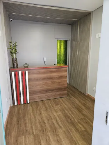 LINDO ESCRITÓRIO(TOTALMENTE MONTADO E MOBILIADO).