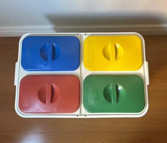 Lixeira para recicláveis (4x1)
