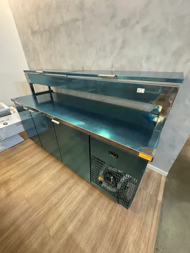 Balcão a de serviço 2M c/condimentadora inox - refrimate 