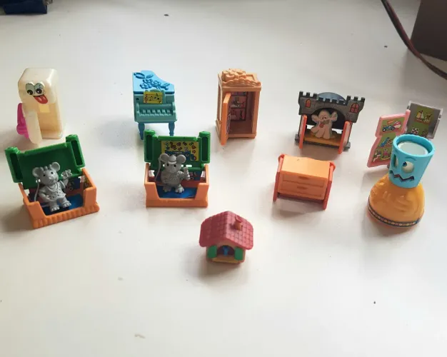 KINDER COLECIONÁVEIS ANTIGOS