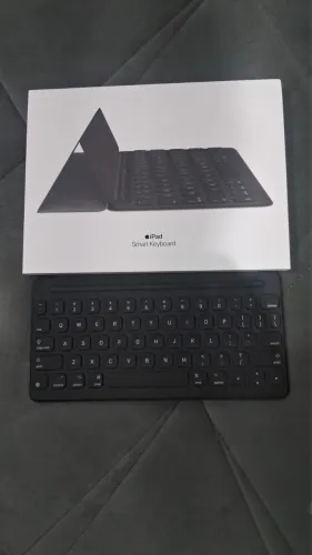 Teclado Apple Smart Keyboard Original - iPad Pro 10.5? / iPad Air 3ª Geração - Novo