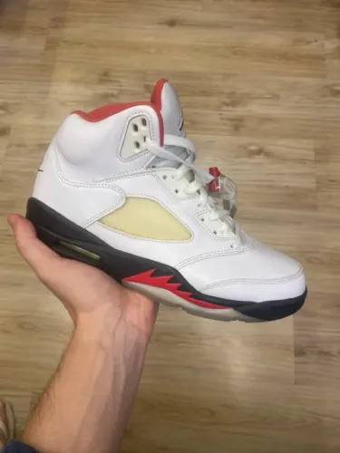 Air Jordan 5 