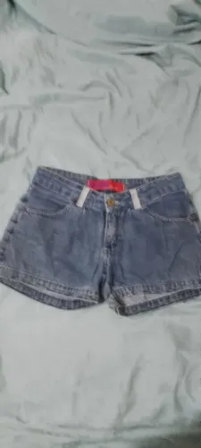 Short jeans azul, tam. 38