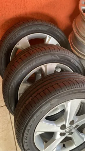 Pneu 205/55R16 90% Corolla
