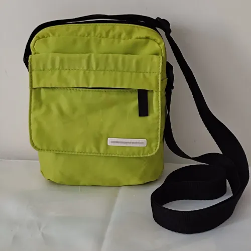 Bolsa transversal feminina