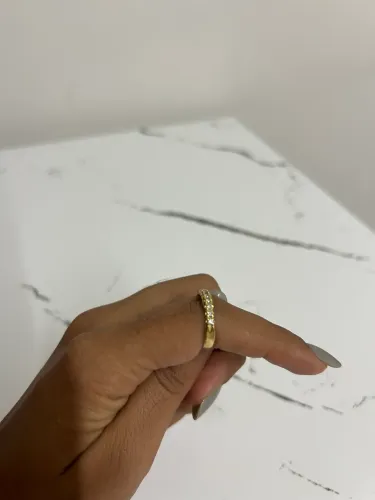 Vendo meia aliança em ouro