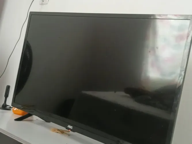 Vendo uma TV 32 polegadas 350,00