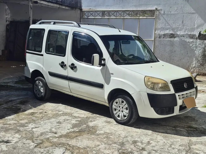Fiat Doblo Essence 1.8 Flex 16V 5P 2014