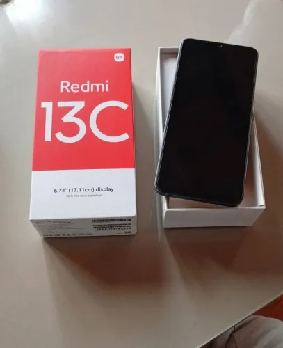Xiaomi Redmi 13C - Completo com Caixa!