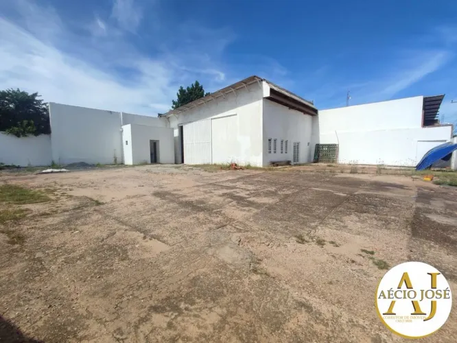Excelente imóvel comercial para locação no bairro Tijucal!