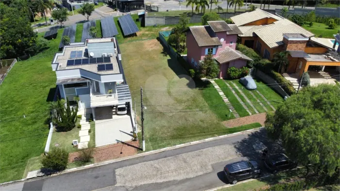 Terreno Plano à Venda no Condomínio Reserva dos Vinhedos Louveira/SP