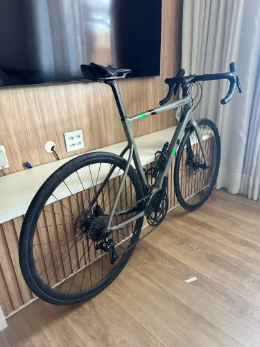 Cannondale CAAD13 Disc - Ótima oportunidade!