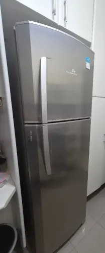 Refrigerador FrostFree Continental Inox 445 l