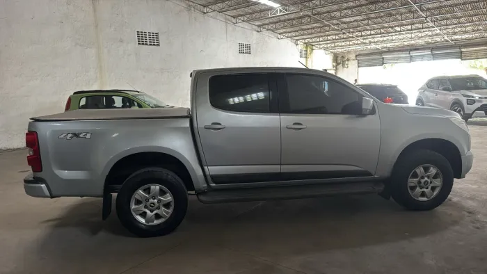 Chevrolet S10 Pick-up LT 2.8 TDI 4X4 CD Diesel AUT 2013