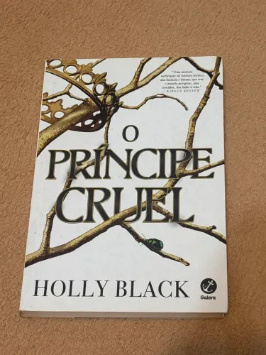 Livro ?O Príncipe Cruel? - Holly Black
