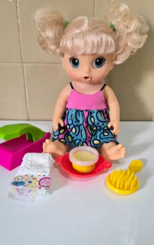 Boneca baby alive adoro macarrão
