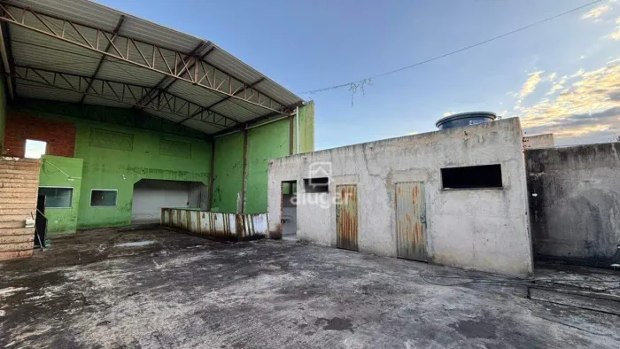 Galpão para alugar, Santa Lúcia - Montes Claros/MG - R$ 2.500,00 - Alugar Imóveis
