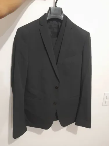 Costume Zara Preto com Colete - Tamanho 36 (P) - Excelente Estado
