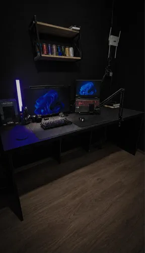 Mesa para escritório - Preta