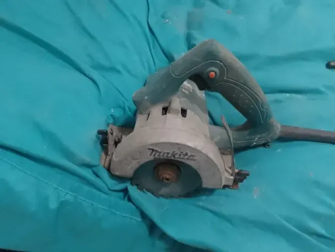 MAKITA 125mm 1450w industrial 4100nh2 220v MAKITA(leia a descrição)