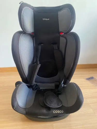 Cadeirinha de segurança criança 