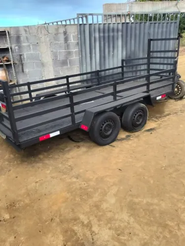 Vendo barato reboque novo 