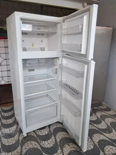 Geladeira Consul 412lts. Na garantia