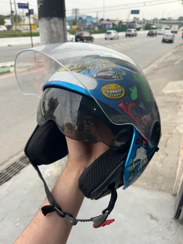 CAPACETE PRO TORK TAM58 seminovo