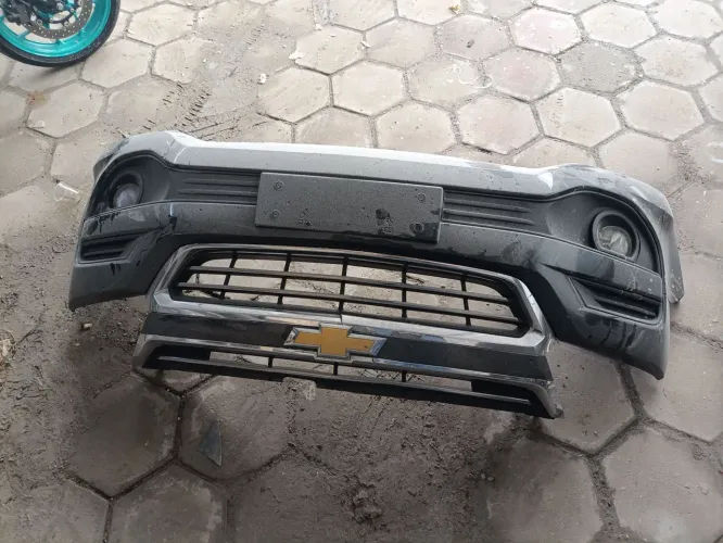 Para-choque dianteiro trailblazer /S10