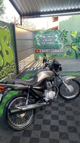 VENDO MOTO - EXCELENTE ESTADO!