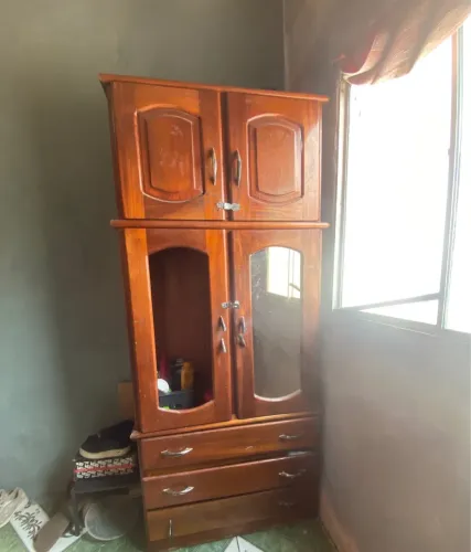 GUARDA-ROUPA SOLTEIRO