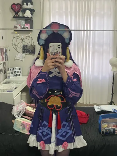Yunjin cosplay