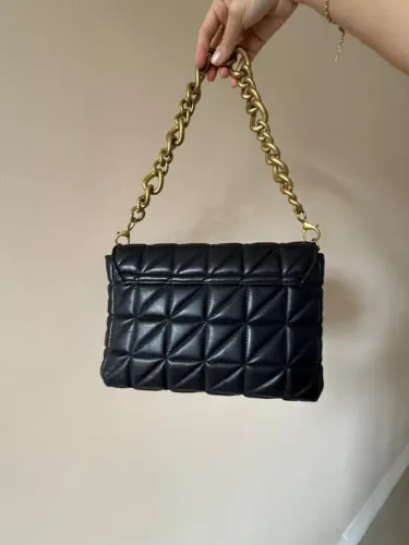 Bolsa Preta