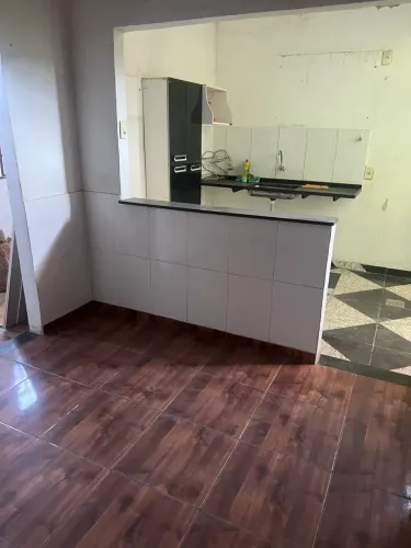 ALUGO CASA DE 5 CÔMODOS