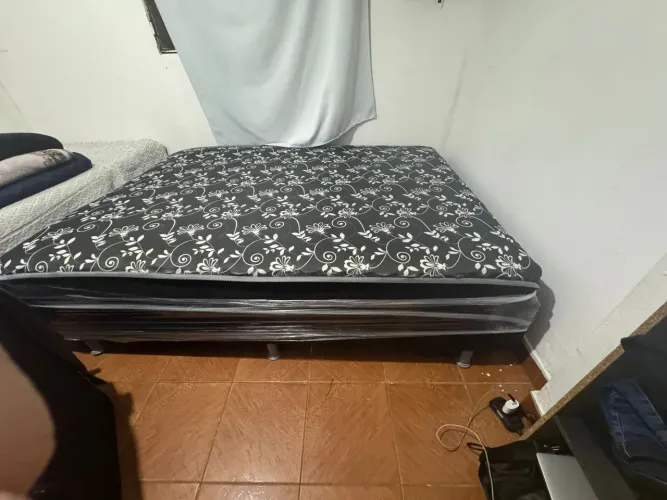 Cama box casado de mola