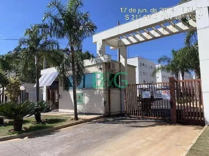 Apartamento com 2 dormitórios à venda, 39 m² por R$ 74.222,47 - Parque Residencial Iguatem