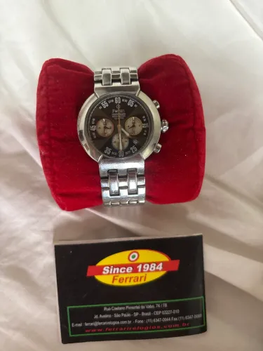 Relógio Ferrari chronograph modelo 5013A