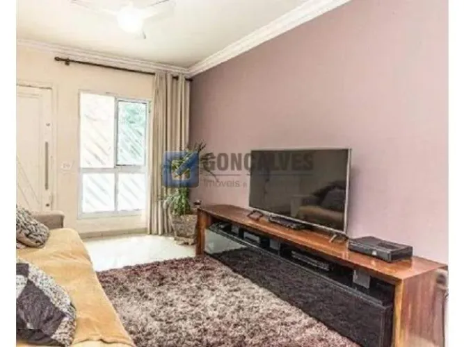Sobrado para Aluguel em Santa Paula, São Caetano do Sul 180 m², 3 suítes e 3 vagas