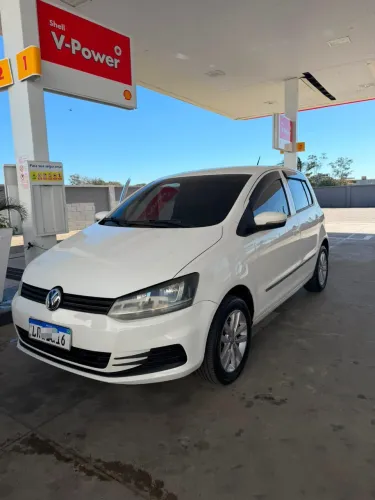 Volkswagen Fox Trendline 1.0 Flex 8V 5P 2015